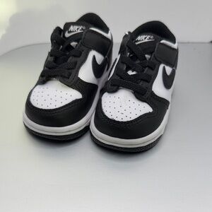 Nike Kids Sneakers in Black and White